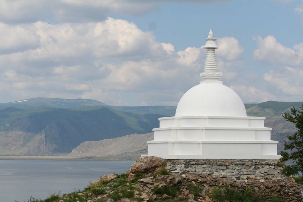 Буддийский храм на Байкале
